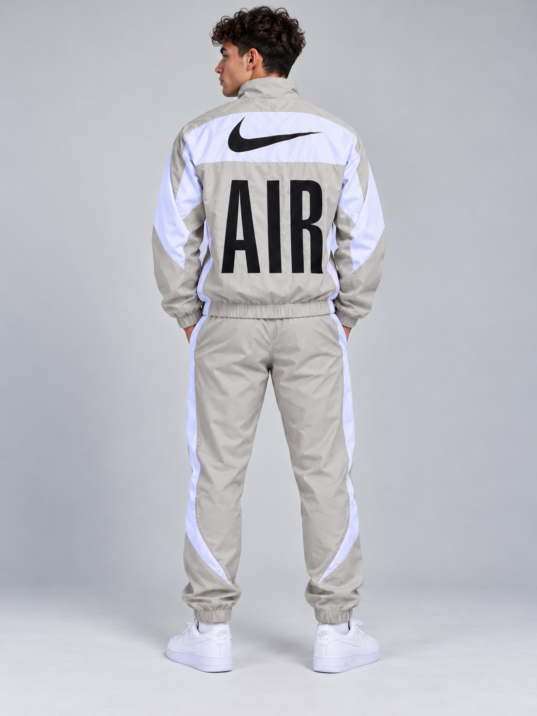 Chándal Nike — gris y blanco