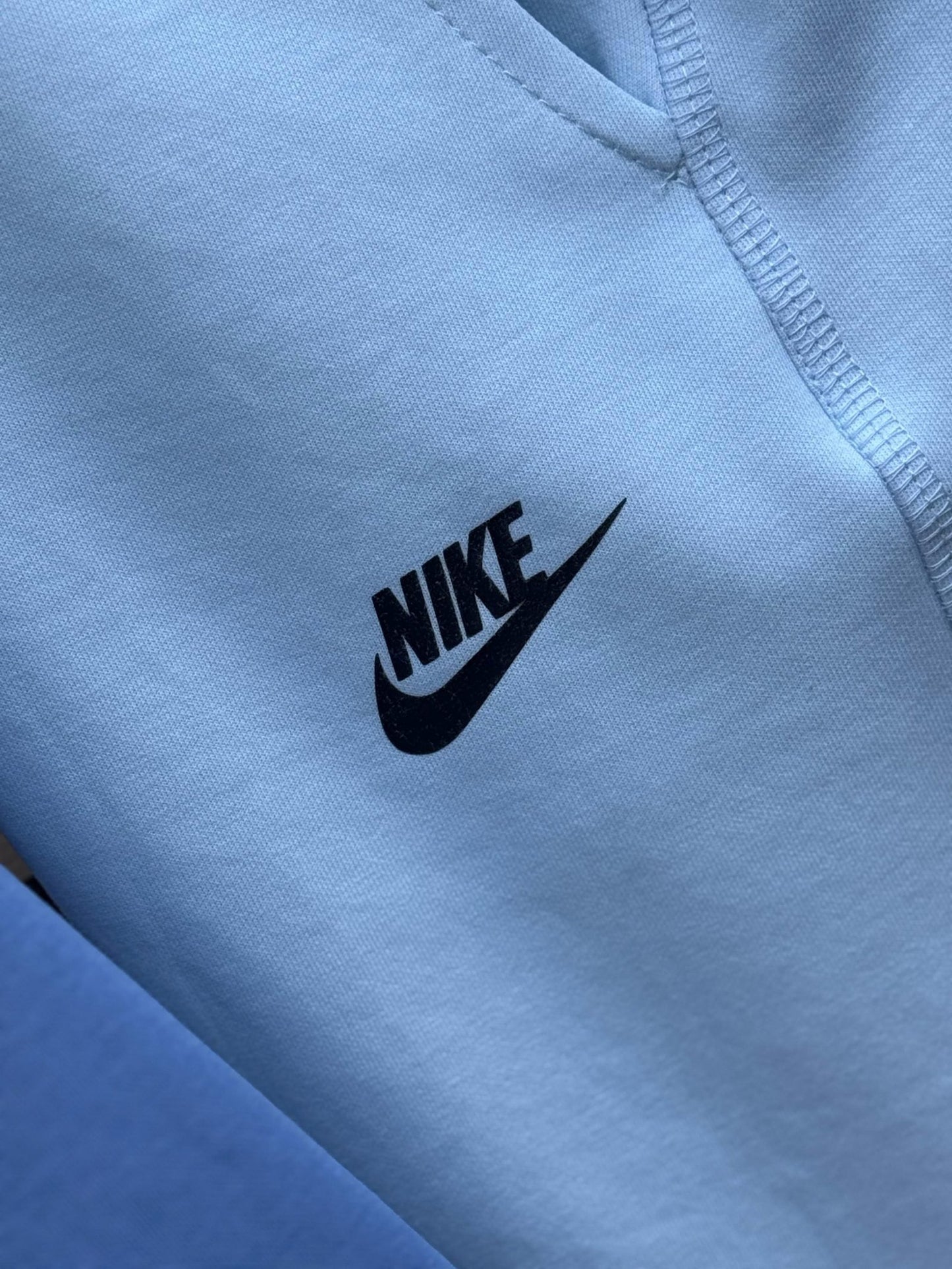CHANDAL NIKE TECH