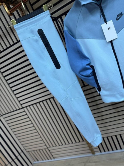CHANDAL NIKE TECH