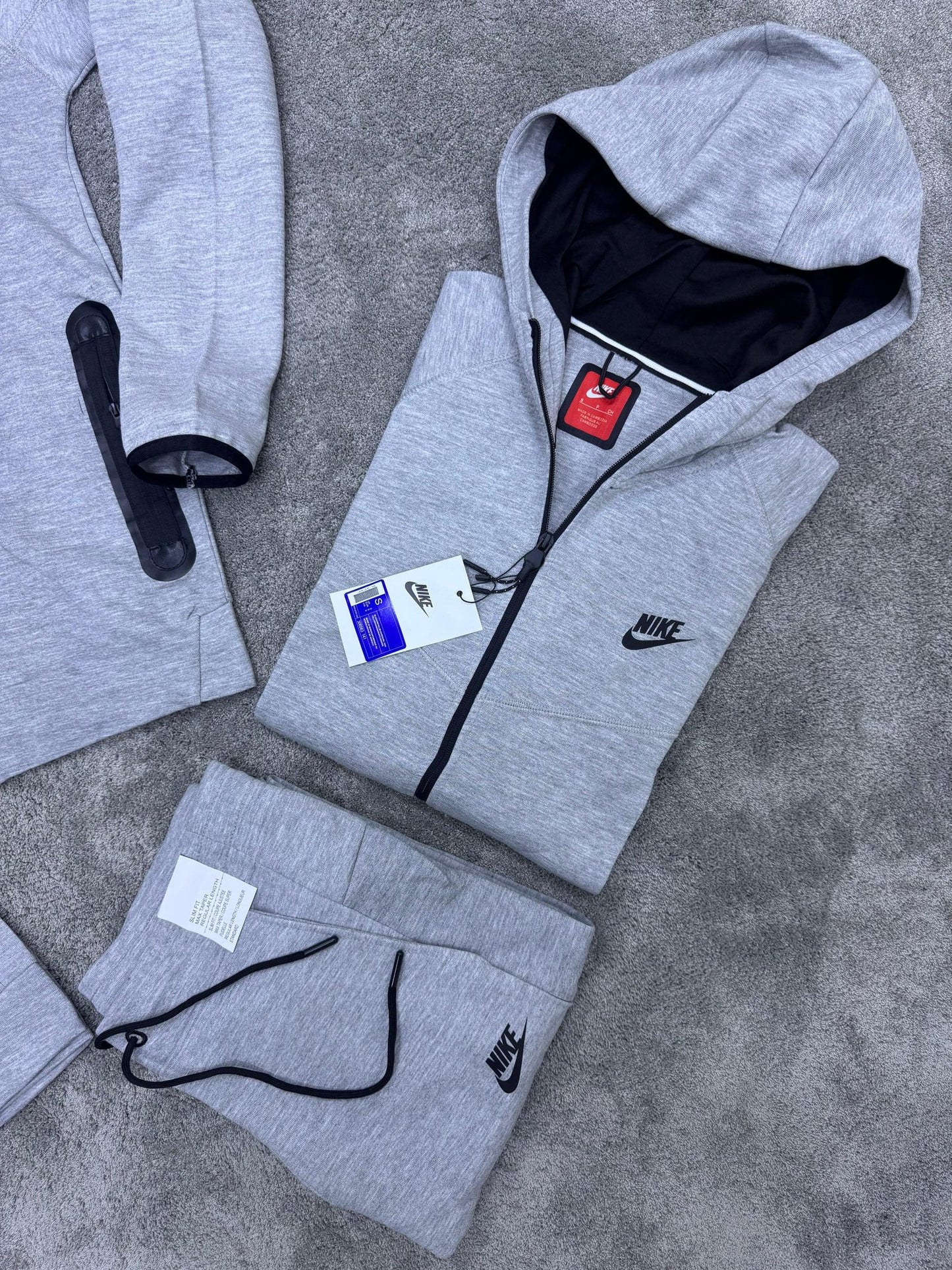 CHANDAL NIKE TECH