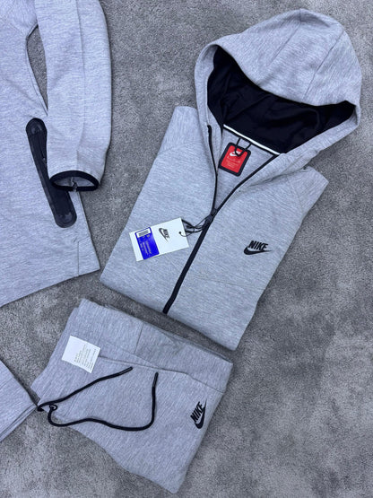 CHANDAL NIKE TECH